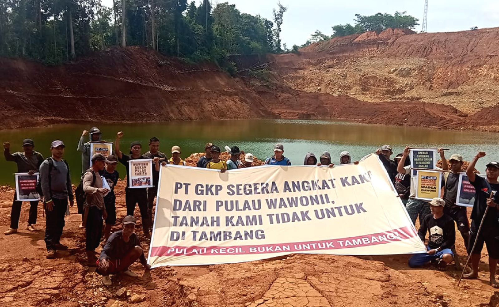 Aksi warga Wawonii tolak PT GKP Harita group Nov 2025